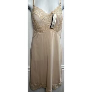 NWT Vintage Vassarette Full Slip Nude Lace 38A Adjustable Straps USA
